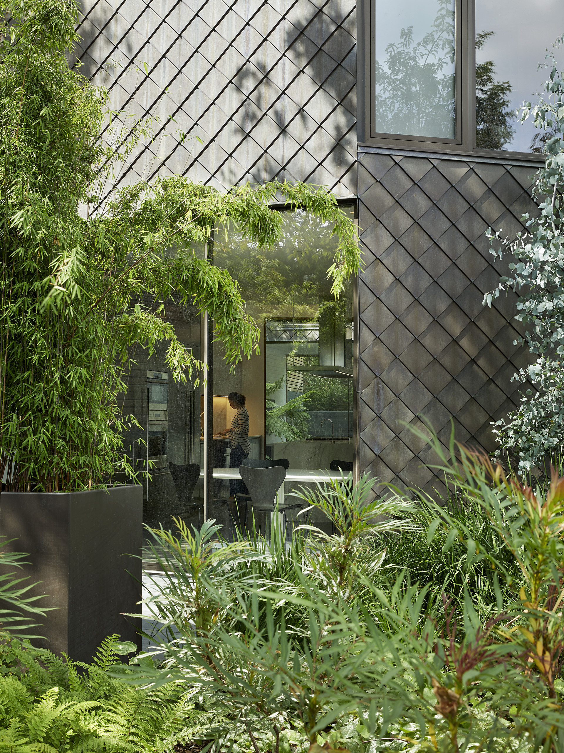 Paul Riddle Photographer · Mesh House London UK