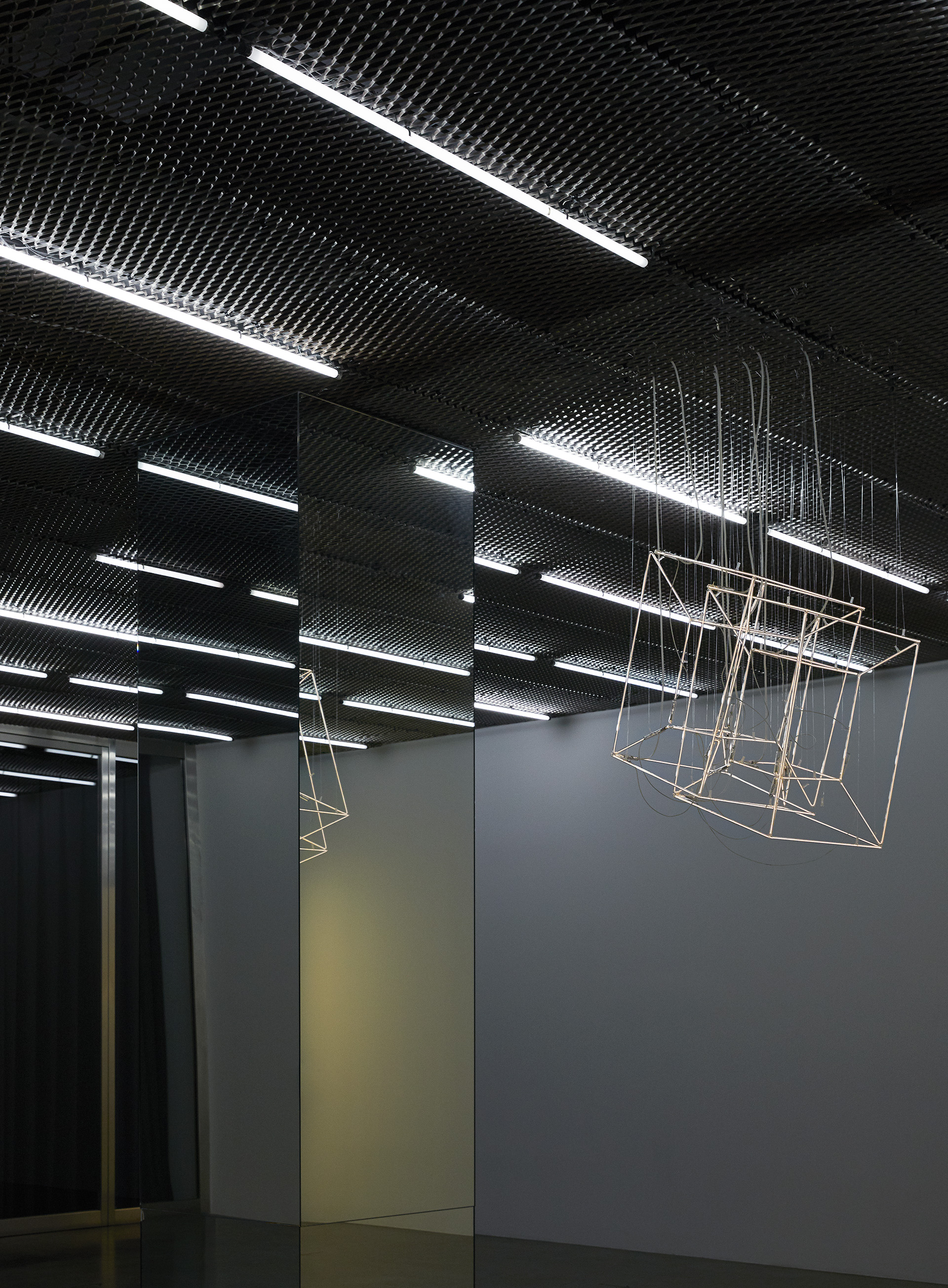 Paul Riddle Photographer · Cerith Wyn Evens White Cube Gallery Bermondsey London UK